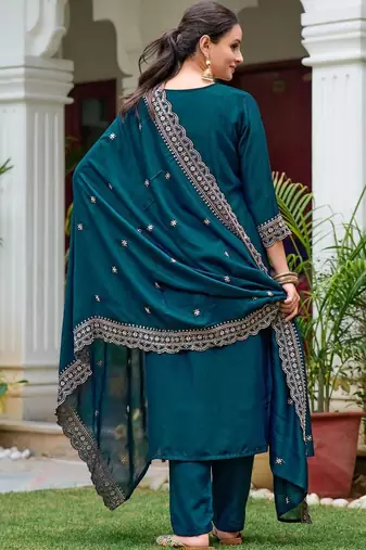 women ethnic motifs embroidered regular thread work kurta with patiala & with dupatta
