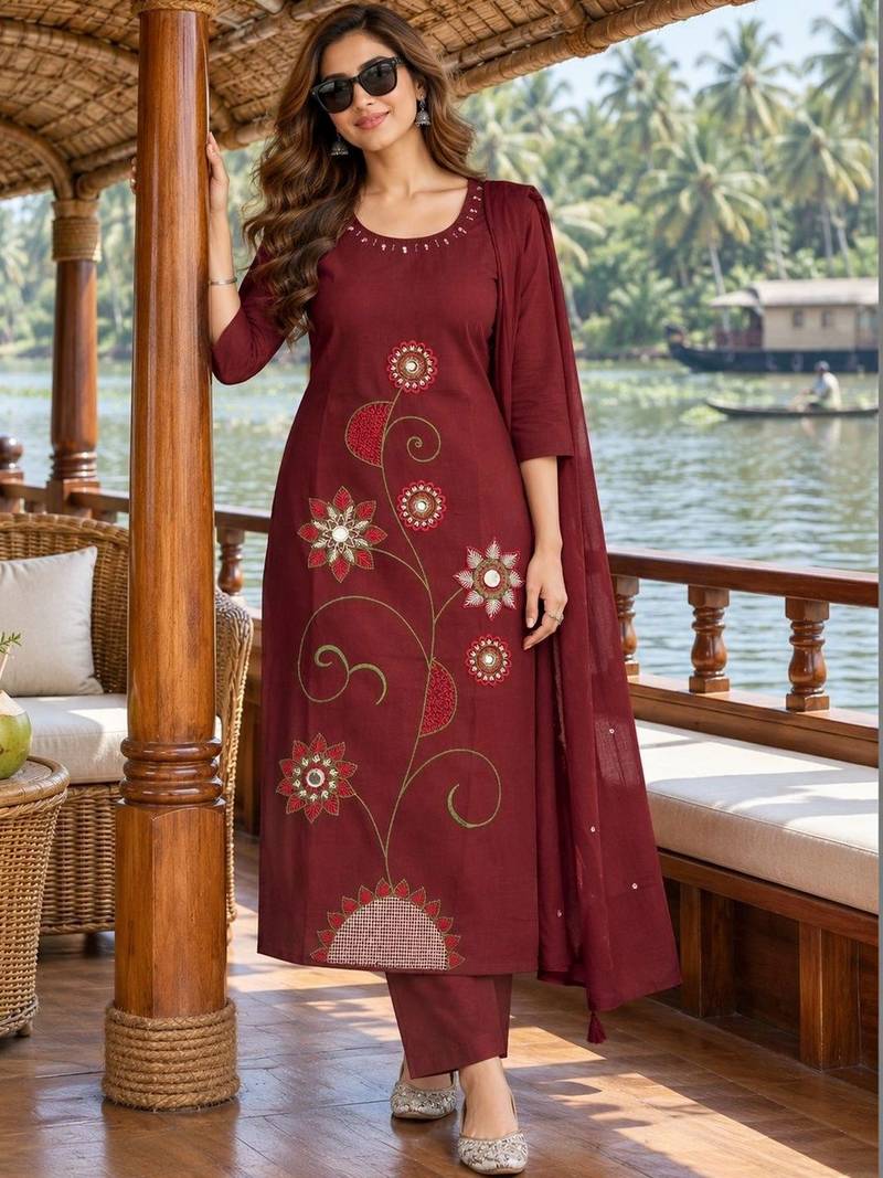 women ethnic motifs embroidered regular mirror work  cotton kurta with trousers & with