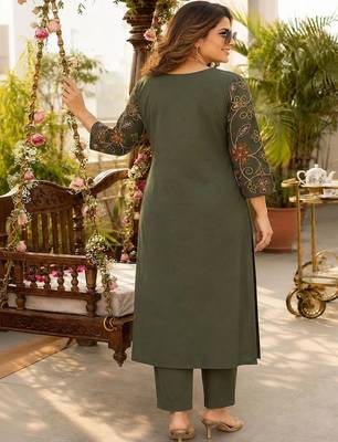 women ethnic motifs embroidered regular thread work  cotton kurta with trousers & with 3