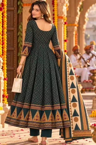 women ethnic motifs printed empire  cotton kurta with trousers & with dupatta