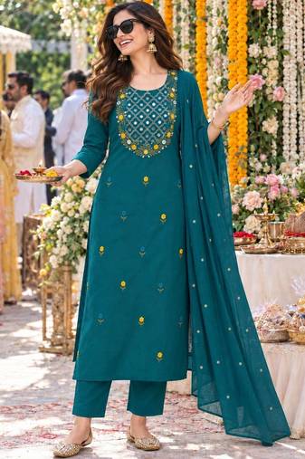 women ethnic motifs embroidered regular mirror work  cotton kurta with trousers & with