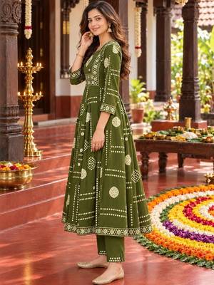 women ethnic motifs printed regular mirror work  cotton kurta with trousers & with dupatta 3