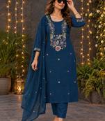 women ethnic motifs embroidered regular thread work  cotton kurta with trousers & with