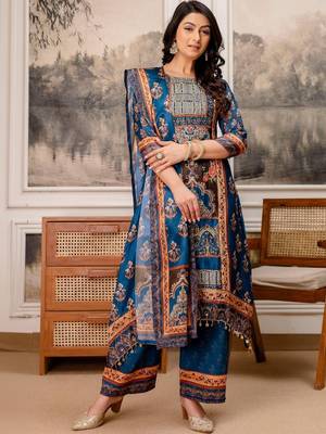 women ethnic motifs printed regular kurta with palazzos & with dupatta 1