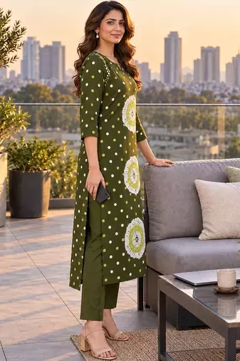women printed regular  cotton kurta with trousers & with dupatta