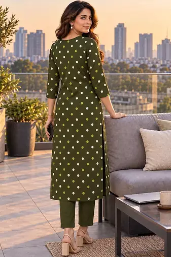 women printed regular  cotton kurta with trousers & with dupatta