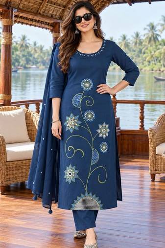 women ethnic motifs embroidered regular thread work  cotton kurta with trousers & with