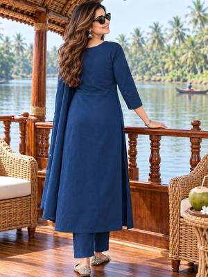 women ethnic motifs embroidered regular thread work  cotton kurta with trousers & with 3