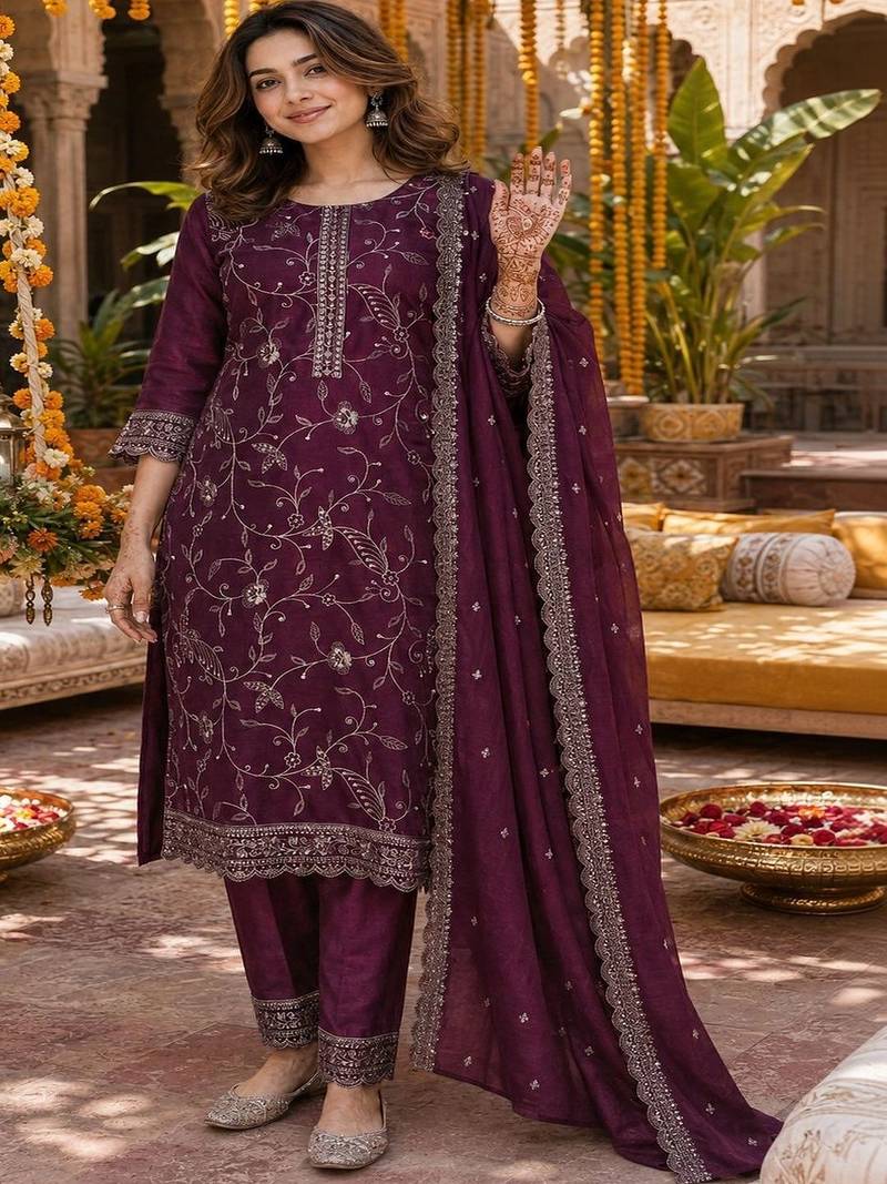 women embroidered regular thread work kurta set