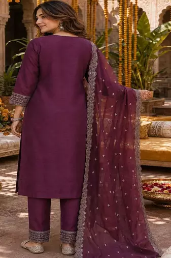 women embroidered regular thread work kurta set