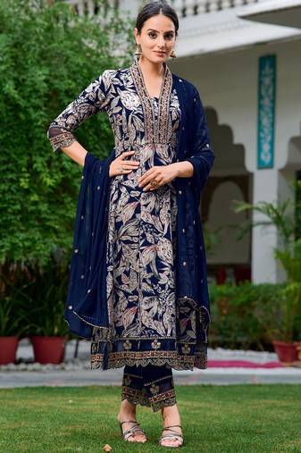 women floral printed a-line kurta with trousers & dupatta