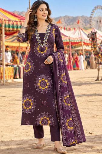 women ethnic motifs printed regular  cotton kurta with trousers & with dupatta