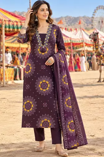 women ethnic motifs printed regular  cotton kurta with trousers & with dupatta