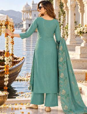 women ethnic motifs embroidered regular thread work kurta with palazzos & with dupatta 2