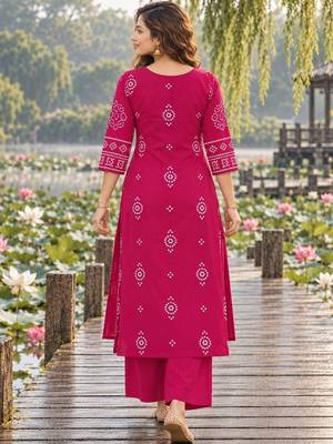 women ethnic motifs printed regular  cotton kurta with palazzos & with dupatta 3