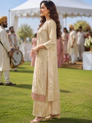 ethnic motifs embroidered thread work tissue kurta with palazzos & dupatta 2