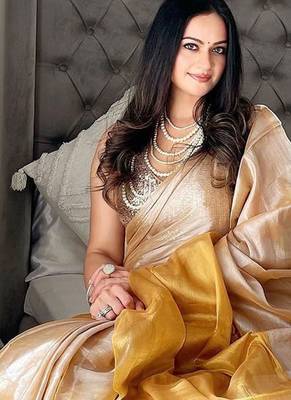 Gold colourblocked printed tissue saree 3