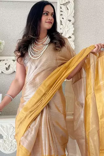 Gold colourblocked printed tissue saree
