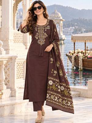women ethnic motifs embroidered regular thread work  cotton kurta with trousers & with 1
