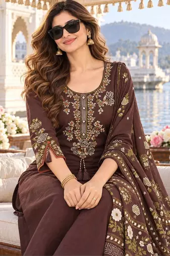 women ethnic motifs embroidered regular thread work  cotton kurta with trousers & with