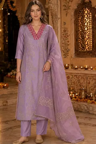women ethnic motifs printed regular thread work kurta with trousers & with dupatta
