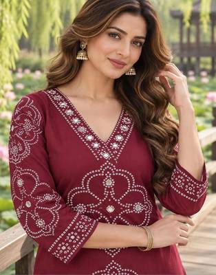 women ethnic motifs printed regular mirror work  cotton kurta with palazzos & with dupatta 2