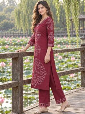 women ethnic motifs printed regular mirror work  cotton kurta with palazzos & with dupatta 3