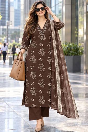 women ethnic motifs printed regular beads and stones  cotton kurta with trousers & with