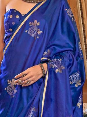 Blue floral woven design zari satin banarasi saree 4