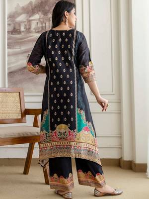 women ethnic motifs embroidered regular kurta with palazzos & with dupatta 5