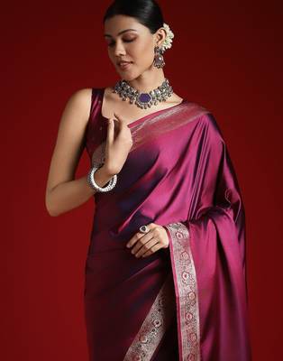 Magenta solid woven design saree with matching blouse 4