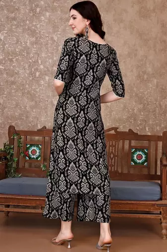 women ethnic motifs printed regular thread work kurta with trousers