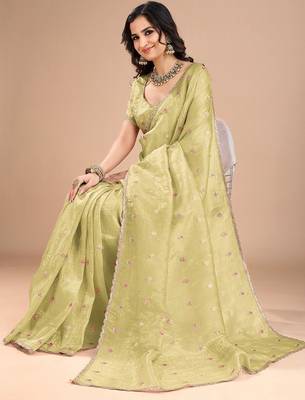 Purple embellished sequinned organza saree 3