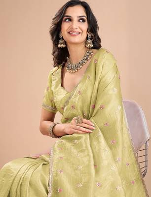 Purple embellished sequinned organza saree 4