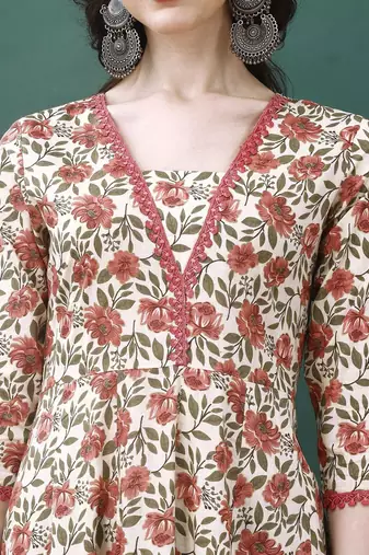 women floral printed regular  cotton kurta with trousers & dupatta