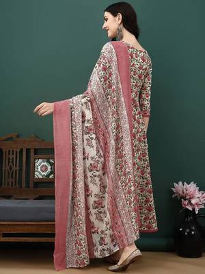 women floral printed regular  cotton kurta with trousers & dupatta 5