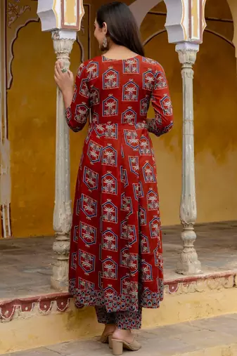 women ethnic motifs printed angrakha  cotton kurta with trousers & with dupatta