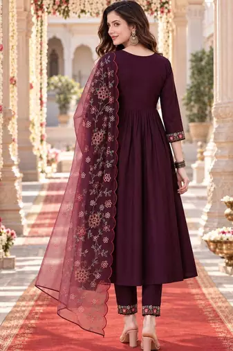 women floral embroidered empire thread work kurta with trousers & with dupatta