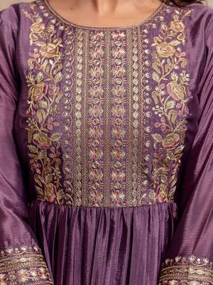 women ethnic motifs embroidered empire  silk kurta with trousers & with dupatta 4