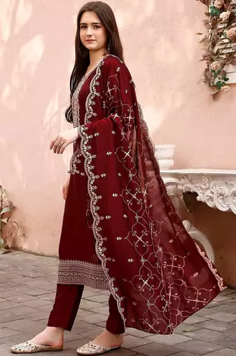 women ethnic motifs embroidered regular thread work kurta with trousers & with dupatta