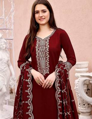 women ethnic motifs embroidered regular thread work kurta with trousers & with dupatta 6