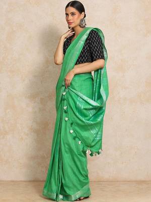 Green woven design  cotton handloom saree 3