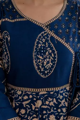 women ethnic motifs printed angrakha  cotton kurta with trousers & with dupatta