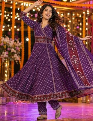 women ethnic motifs printed angrakha  cotton kurta with trousers & with dupatta 1