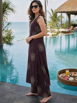 women ethnic motifs printed regular mirror work kurta with palazzos 2
