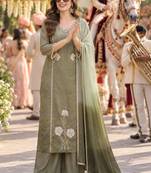 women floral embroidered regular beads and stones kurta with palazzos & with dupatta