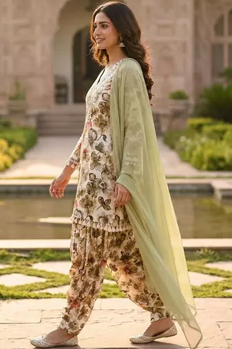 women floral printed regular mirror work kurta with patiala & with dupatta
