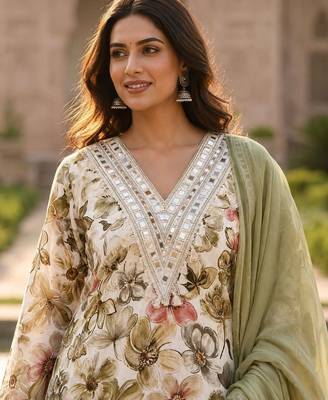 women floral printed regular mirror work kurta with patiala & with dupatta 4