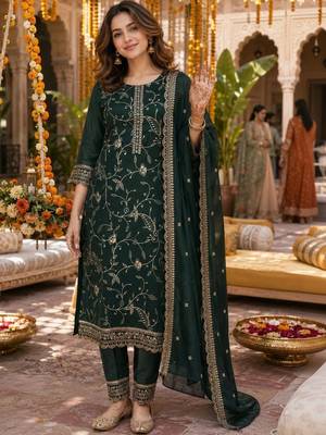 women ethnic motifs embroidered regular kurta with trousers & with dupatta 1