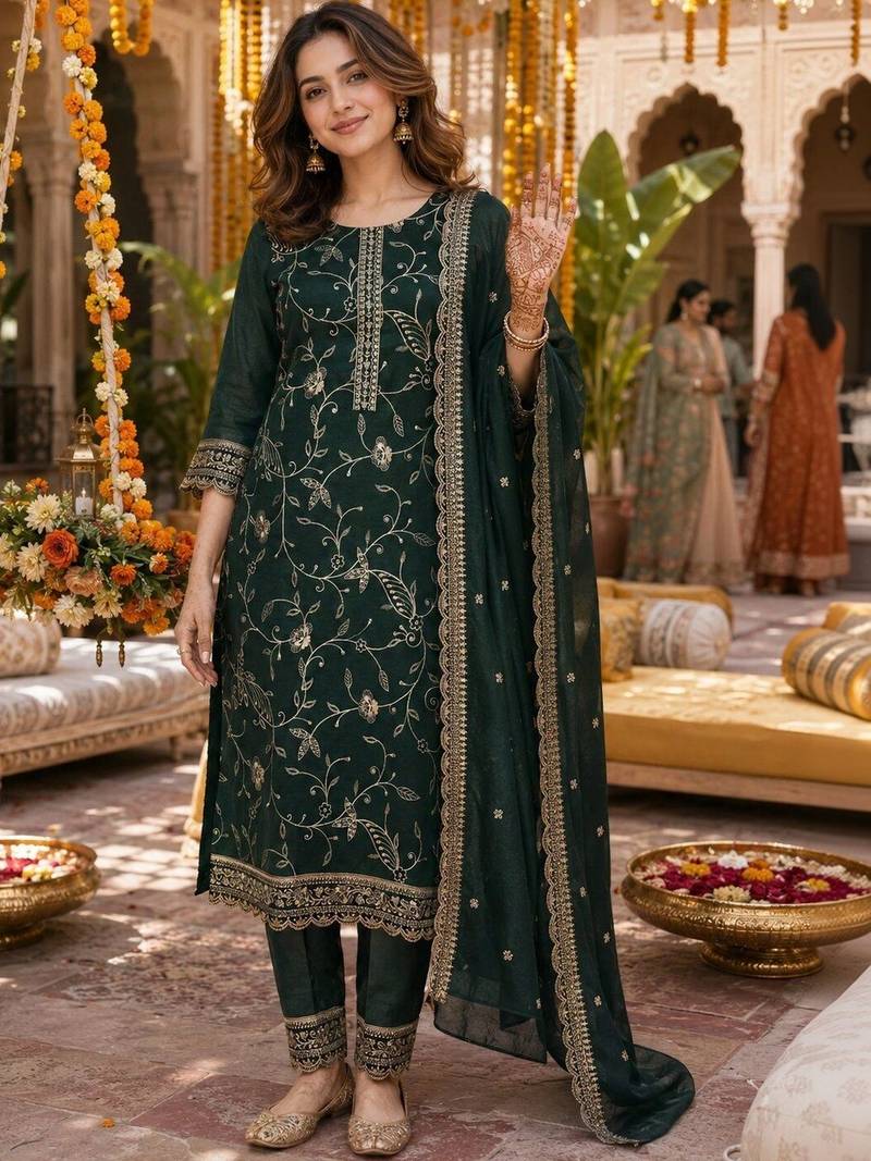 women ethnic motifs embroidered regular kurta with trousers & with dupatta